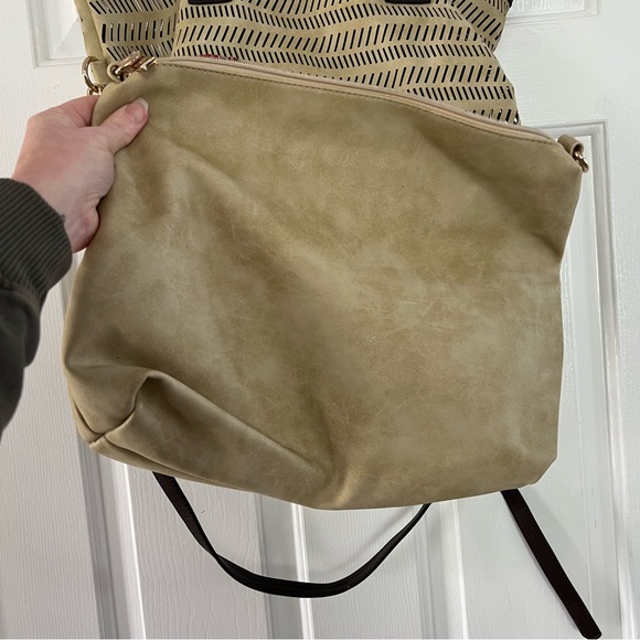 Laser Cut Tote Bag with Insert Purse - Picture 3 of 8